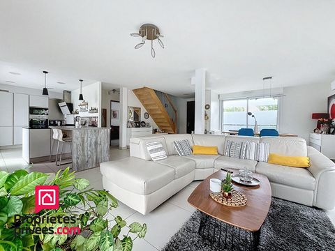 A vendre à Saint-Sulpice-La-Pointe, villa moderne et familiale avec piscine et bureau indépendant ! Découvrez cette villa de 140 m2 habitables construite en 2017 sur une parcelle de 500 m2 environ entièrement clôturée, proche des commerces, écoles et...