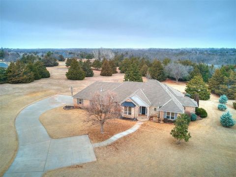 This gorgeous home is on one level with 4 Beds, 4 Baths, 3 Car Garage with side entry, 2 Living Rooms (One is a Study/Office), plus E-space off the kitchen for an additional office/study. This home has 10' ceilings throughout and 14' Vaulted Cathedra...