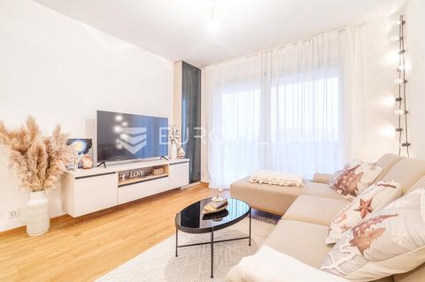 Borovje, fully furnished and superbly decorated one bedroom apartment 56m2 on the second floor of a well-maintained and built residential building in a new building. It consists of an entrance hall, a living room with access to a spacious terrace, a ...