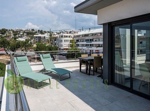 This spectacular newly built corner penthouse is characterized by its exterior spaces, style and light. The interior is designed in a modern and minimalist style that enhances the elegant feeling of space. It consists of a large living-dining room an...