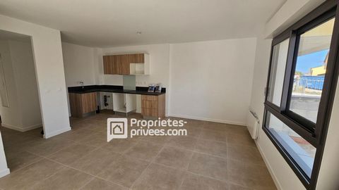 Venez découvrir à ELNE : Appartement T2 de 44 m² au 3e étage dans une résidence avec ascenseur se trouvant à quelques pas du centre-ville et proche de toutes commodités. Résidence Park Avenue, T2 de 44 m² vendu avec terrasse et place de parking priva...