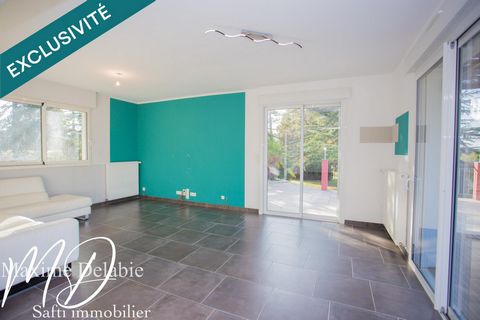 Saint-Pavace : Maison d'exception avec dépendance vue dégagée sur 4000m2