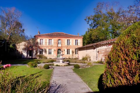 GERS MAISON DE MAITRE XIXéme 2,4 HA