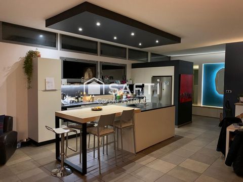 Maison d'architecte sur la commune de Montfaucon