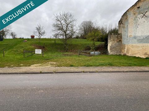 terrain à batir de 300 M2 ,avec un verger de 1965 M2