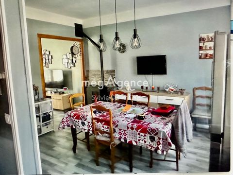 Maison de ville sur cour en centre ville