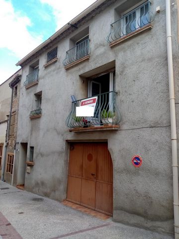 MAISON DE VILLAGE AU CALME AVEC GARAGE ET REMISE - A 30M DE PERPIGNAN - 45M DE LA MER