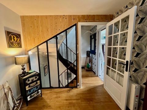 MAISON DE VILLE AVEC TERRASSE