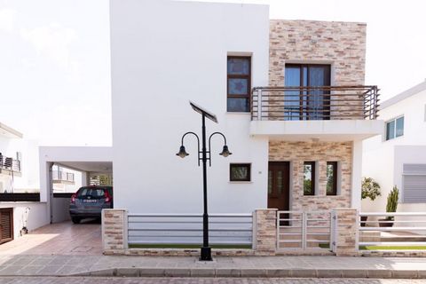 Three Bedroom Detached Villa For Sale In Pyla, Larnaca - Title Deeds (New Build Process) The project consists of 61 unique houses of two, three and four bedrooms characterised by contemporary interior and modern architecture. The character of the hou...