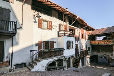 Rango is a more than peaceful choice for those wishing to relax, given the tranquility of the place and the small number of inhabitants living there. It is a small town rich in traditions and since 2006 it is one of the most beautiful villages in Ita...