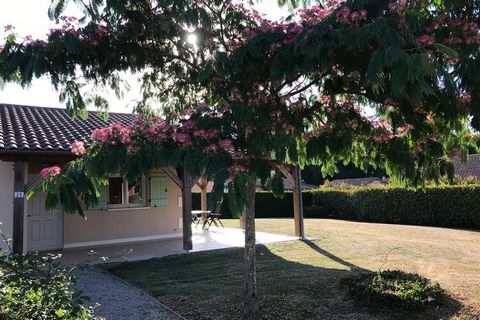 This relaxing holiday home in Les Forges can host a family or a group. There is a swimming pool (outside, heated, shared), a garden and a terrace to unwind and enjoy burgers fresh from a barbecue grill. There will be Andrew, who will hand over and co...