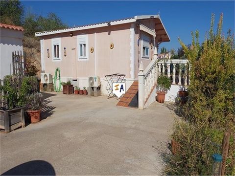 This lovely, detached private, easy living Chalet with a generous size plot of 2,500m2, large sun terrace, mature gardens, fruit trees and an outbuilding is situated close to Los Tablazos, a residential area near Moraleda de Zafayona, which is just a...