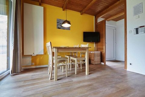 Chic and newly renovated log cabins in the Baltic Sea resort of Damp - surrounded by greenery and only 150 meters from the beach! Not only are the wide sandy beaches and the marina with its cafés and restaurants very attractive for families with chil...