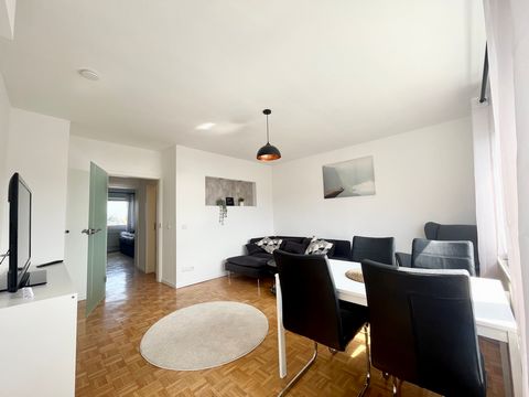 The three-room apartment offers the perfect transport connection to the B 36 and A6, which allows you to reach the cities of Mannheim and Heidelberg in no time. It is suitable for one to three people. Rooms: The kitchen has a kitchenette equipped wit...