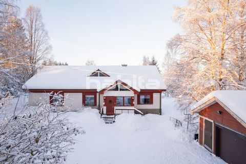 Kontakta säljaren för mer information om boendet.