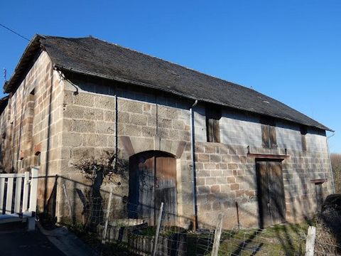 Saint-Aulaire, 15 minutes from Brive Ouest, with a budget of 55,000 euros Arnaud BIGEAT offers you this magnificent freestone barn, with a slate roof from Travasac (the charm of the Corrèzien) which, with its 360 m² of useful surface area, gives you ...