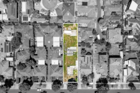 An extraordinary opportunity within walking distance of Chadstone Shopping Centre and the more sedate charms of Hughesdale Village, this enormous 933 square metre (approx.) allotment is destined to reward. With plans approved and construction commenc...