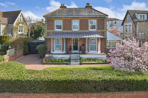 PROPERTY SUMMARY Lympstone House is a symmetrical fronted Victorian Villa which is set back from the road, elevated by an external platform landing reaching by a set of external central steps, this enables large floor to ceiling bay windows to the fr...