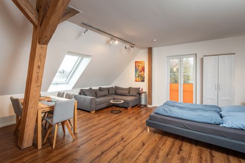 The studio apartment with 35 square meters offers you everything you need. The fully equipped kitchen has an oven with an extractor hood and a dishwasher. A microwave is also available as an option. The bathroom is flooded with natural light and has ...