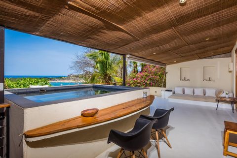 Perched atop a hill just above Playa Potrero and with views of the waters of Playa Flamingo and the sands and ocean of Playa Potrero, this tropical estate offers an idyllic setting with beautiful western views. The more Mediterranean Bahia Norte offe...