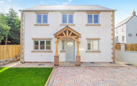 This stylish three-bedroom family home is spacious and well thought-out and benefits from a stunning kitchen/dining/family room. Located in a desirable Wye Valley village within easy reach of local facilities. As a newly-built property in in the Cons...