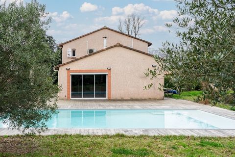 Dpt Haute Garonne (31), à vendre maison P7 de 183 m² - Terrain de 1 816,00 m²