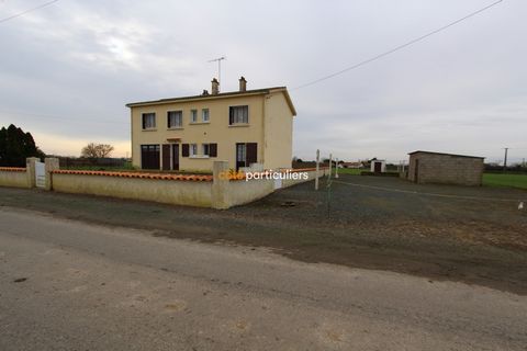 Located only 15 minutes from Luçon and 35 minutes from La Rochelle, this 145m2 two-storey house offers spaces suitable for a large family. On the ground floor you will find a kitchen, a living room, a living room, a separate toilet and a scullery. Up...