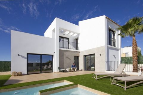 Arena y Mar Real Estate Services, a le plaisir de vous présenter ces villas exceptionnelles au design moderne dans la région de Rojales. À quelques kilomètres des plages et de tous les services offerts par Guardamar del Segura, La Marina et Torreviej...
