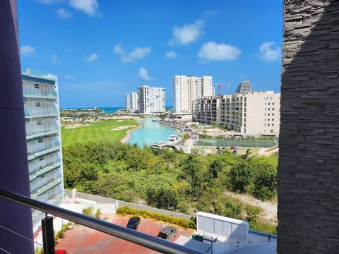 In the best place in Cancun, with a strategic location in the heart of the hotel zone, luxurious building with beautiful views where we have offices for rent that have 3 private and reception area, on a 6th floor. The building has a reception, elevat...