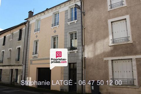 Town house from the 1930s, in the town center of Bort-Les-Orgues, with a current living area of 135 m2, it is composed on the ground floor, of an entrance, a laundry room giving access to a small garden shaded by a lime tree, a garage and a cellar. O...