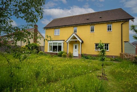 Wonderful Family Home in a Great Location. This well-presented home in a gorgeous English country garden also happens to be situated in a great location. Village amenities are a short walk away while the beautiful East Anglian countryside is on the d...