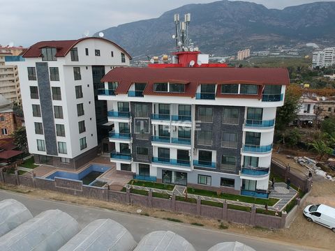 Ready-to-live Apartments for Sale with Unique Sea Views in 2-block Complex in Alanya Mahmutlar Mahmutlar is a popular district in Alanya, which has shown significant development recently. Besides the supermarkets that are part of the famous brands, v...