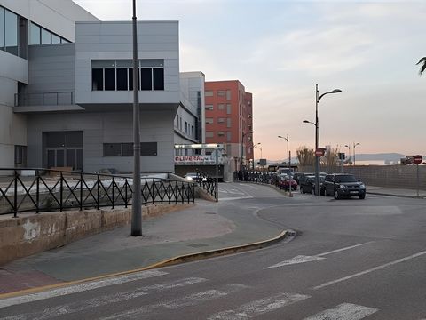 ¿Quieres comprar una plaza de parking en Manises? Gran oportunidad de adquirir en propiedad esta plaza de garaje ubicada en la localidad de Manises, provincia de Valencia. Dispone de buenos accesos, maniobrabilidad y está bien comunicada, se trata de...