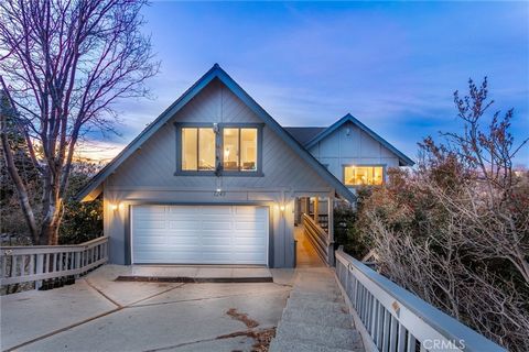 Discover 1243 Klondike Drive: a 5-bedroom haven where luxury blends with nature's tranquility. Nestled in Arrowhead Woods, amidst breathtaking mountain vistas, this home offers an escape to paradise, including lake rights, with its elegant upgrades a...