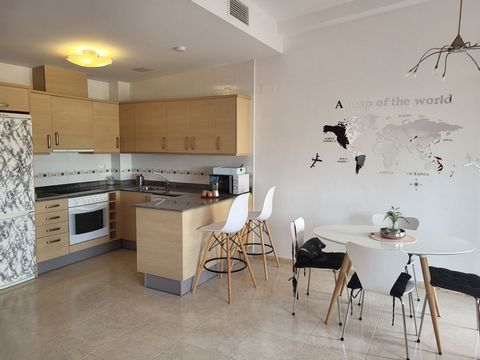 Beautiful apartment for sale with TOURIST LICENSE, located in a very quiet area of the Ebro Delta. It is on the 1st floor of a 2-storey block. This apartment has a large dining room that gives access to a 12m2 terrace, the equipped kitchen, 2 bedroom...