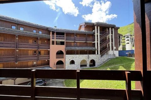 Este apartamento se compone de 2 habitaciones y está diseñado para alojar a 4 personas. Está situado en la aldea de Mottet. Está clasificado 2 estrellas en alojamiento turístico amueblado. Está a 1 minuto de las clases de ESF y a 5 minutos del club y...