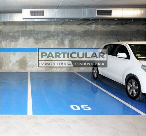 PARKPLATZ zum Verkauf in Mataró - El Rengle II - Tecnocampus (Maresme -BCN): Es wird ein Parkplatz für ein Fahrzeug im Untergeschoss (-1) der Carrer Jaume Vicens Vives Nr. 91, Stellplatz Nr. 5, verkauft. In einem Neubau (2023). Bestehend aus 24 m² Ka...