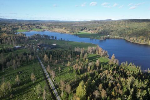 Wenn ihr einen Ort sucht um wieder Kraft zu tanken, oder mit der Familie die Natur zu genießen, dann seid herzlich willkommen. Vom Eingangsbereich aus gelangt ihr in die große Wohnküche mit Essplatz für vier Personen, in ein geräumiges Wohnzimmer mit...