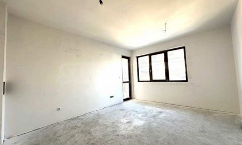 SUPRIMMO Agency: ... Wir präsentieren eine unmöblierte Ein-Zimmer-Wohnung mit Akt 14. Eigenschaften der Immobilie: Gesamtfläche von 55,08 m²; Exposition - Westen; Erster Stock; Balkon; Badezimmer. Die Wohnung wird an Putz und Kitt, Latexwände, Küchen...