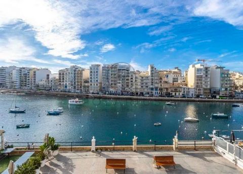 Este impresionante apartamento de 2 dormitorios y 2 baños orientado al sur está ubicado junto al pintoresco paseo marítimo y ofrece impresionantes vistas panorámicas de la bahía de Spinola y el mar desde su amplio balcón. La propiedad cuenta con un v...