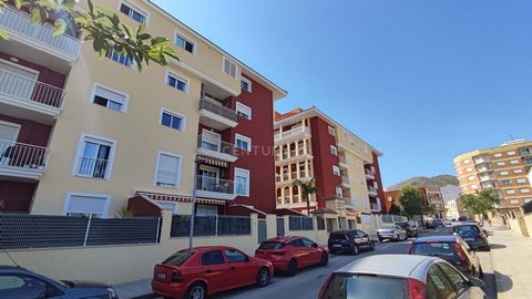 ¿Quieres comprar una plaza de parking en Pedreguer? Excelente oportunidad de adquirir en propiedad esta plaza de parking con una superficie de 10,94 m² ubicada en la localidad de Pedreguer, provincia de Alicante. Dispone de buenos accesos, maniobrabi...