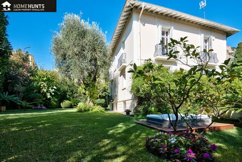 Belle Epoque Villa in the heart of Beaulieu-sur-Mer. This former Royal Hotel, built about 1897, offers 300 m2 of living space with a 2-room independent apartment and private garden, fully enclosed set on a landscaped 1,175 m2 plot with a secure garag...