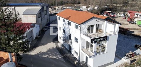 Location: Primorsko-goranska županija, Matulji, Jušići. MATULJI, JUŠIĆI - Residential/commercial building In an attractive location near Matulji and Opatija, an exceptional residential-commercial building built in 2024 is for rent. Property specifica...