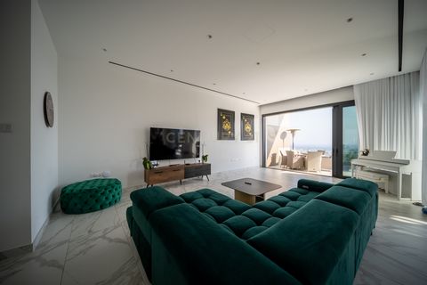 Explore modern luxury in this 4-bedroom duplex apartment situated on a spacious 517sqm plot with breathtaking sea views. This home offers a blend of comfort and functionality featuring partial furnishings, a dedicated office room and a private garden...