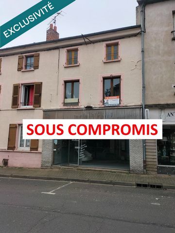 Immeuble ville mitoyenne avec local commercial