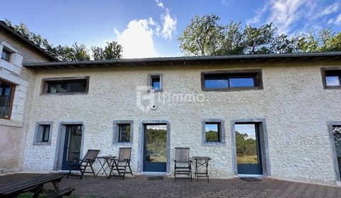 Domaine avec plusieurs habitations sur plus de 11 hectares