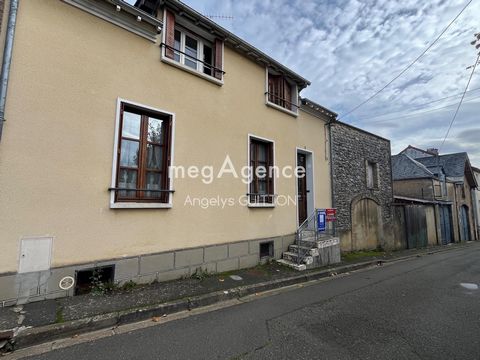 Maison de bourg du 18e siècle – charme et potentiel !