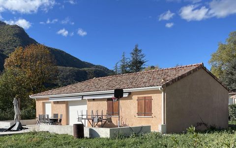 Belle maison contemporaine au calme