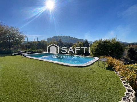 Maison contemporaine RT 2012 avec garage