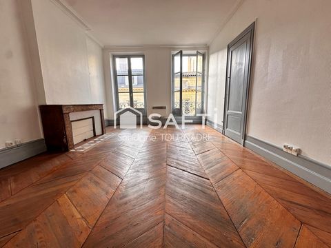 BORDEAUX CENTRE : Appt 137 m2 prestations anciennes